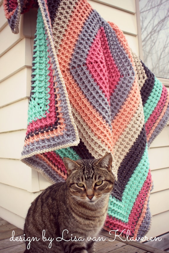 19 Cozy Cable Blanket Crochet Patterns to Make: Update Your Home - A More  Crafty Life