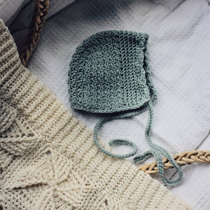 CROCHET PATTERN Classic Baby Bonnet - Sizes Newborn to Toddler - PDF Download