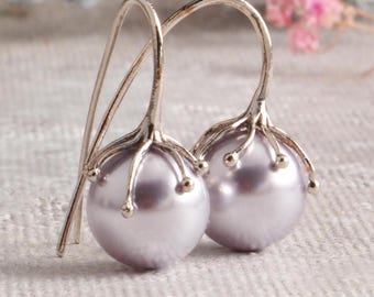 Perlen-Tropfen-Hochzeits-Ohrringe für die Braut • Weicher Lavendel Brautjungfer Geschenk • Jahrestag Schmuck