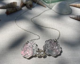 Ocean seashell, pearl necklace,  Beach shell pendant, shell necklace, seashell jewellery, summer beach necklace, mermaid jewellery