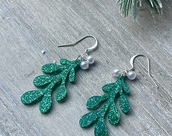 Christmas mistletoe earrings, sparkly mistletoe earrings, festive jewellery, Christmas earrings, Christmas gifts, glittery mistletoe.