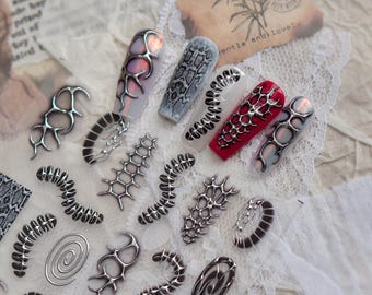 3D Spine & Serpent Chrome Nail Stickers,Serpentine Prints Designs Patterns Punk Nail Decals