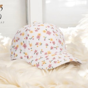 Damestoppet met bloemen | Hoedstijl met print voor buiten | Modieuze straatkleding
