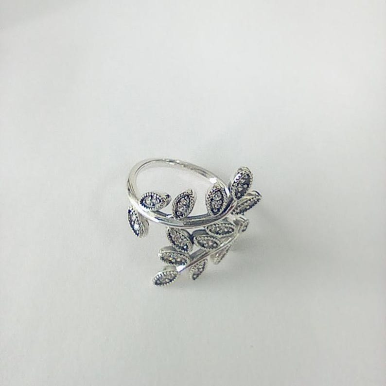 pandora ring glittrande löv zirkonium bild 2