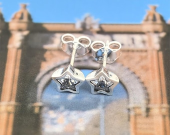 Pendientes Pandora de plata con estrella brillante, nuevos