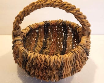Vintage Hand-Woven Wicker Basket with Jute Handle
