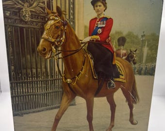 Vintage Huntley & Palmers Biscuit Tin Princess Elizabeth Colonel of the Grenadier Guards, British Royal Memorabilia, Mid Century England Tin