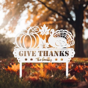 Personalized Thanksgiving Metal Yard Sign, Custom Give Thanks Family Name Decor, Fall Harvest Decoration for Home and Garden