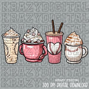 Puede incluir: Cuatro bebidas diferentes con diseños de temática de béisbol. Una taza rosa y blanca con un diseño de béisbol y corazón, una taza marrón y blanca con un diseño de béisbol, una taza blanca con un diseño de béisbol y una taza transparente con un diseño de béisbol marrón y blanco.