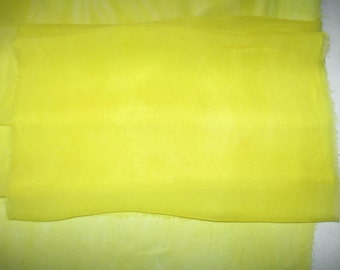 90 » Mousseline de soie tachée à la main foulard jaune citron pour le feutrage nuno
