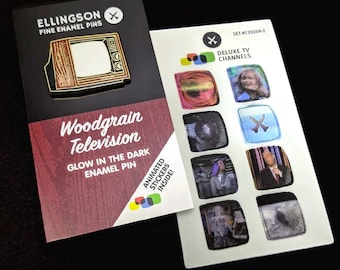 Televisor con acabado de madera y juego de pegatinas "Deluxe".