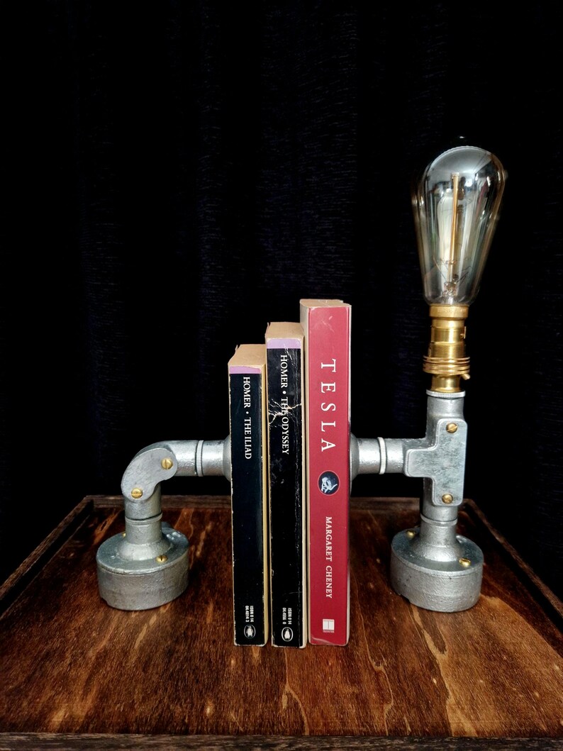 Industrial Desk Lamp | Metal Steampunk Light | Bookend Table Lamp | Dark Academia Office Accent BKE-02 bild 2
