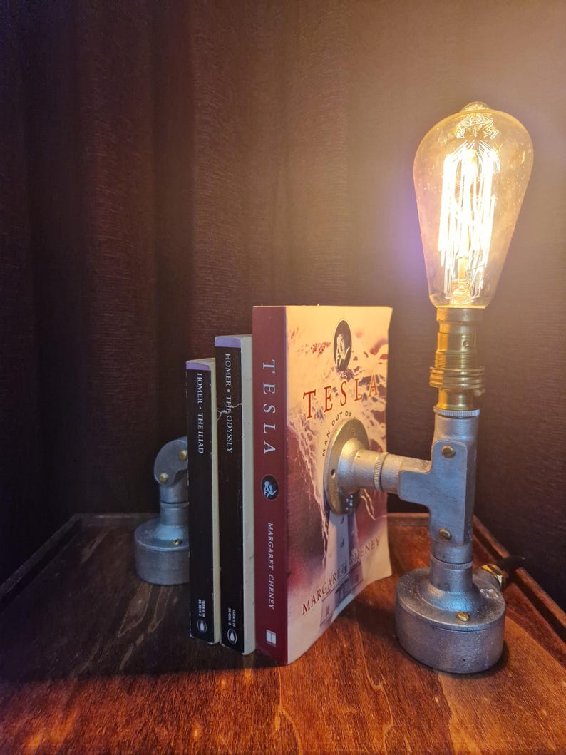 Industrial Desk Lamp | Metal Steampunk Light | Bookend Table Lamp | Dark Academia Office Accent BKE-02 bild 9
