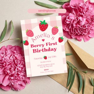 carte d'anniversaire de petite baie | carte d'anniversaire sur le thème fraise | Faire-part d'anniversaire