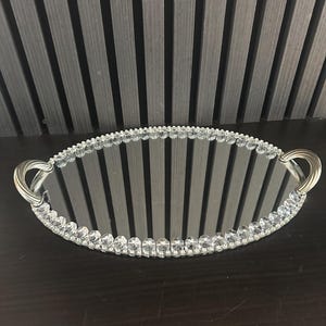Ovales rundes Spiegeltablett Ornament Herzstück Silberglas Servierplatte Parfümhalter Organizer Küche Esszimmer Bling Kristall Border Geschenk