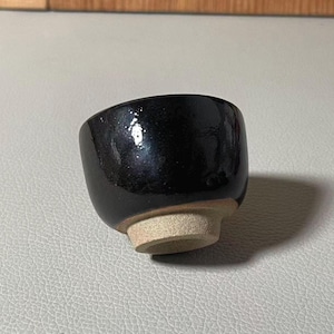 Vintage Japanese Black Glaze Tea Cup: Small Studio Pottery Chawan or Guinomi, Glossy Minimalist Ceramic, Wabi Sabi Decor