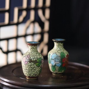 1950s Chinese Hand-Painted Cloisonné-Style Miniature Vase Pair with Floral Motifs