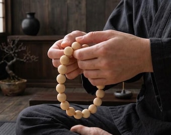 Pulsera de meditación con raíz de Bodhi natural: Mala en tono caramelo, pulida a mano