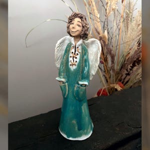 Keramisk ängelfigur, ängelfigurskulptur, handgjord keramikheminredning