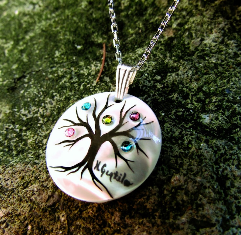 Family Tree Necklace Small II 7 stone max image 4
