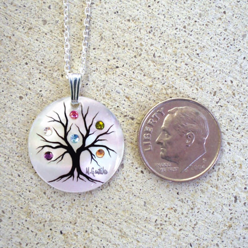 Family Tree Necklace Small II 7 stone max image 5