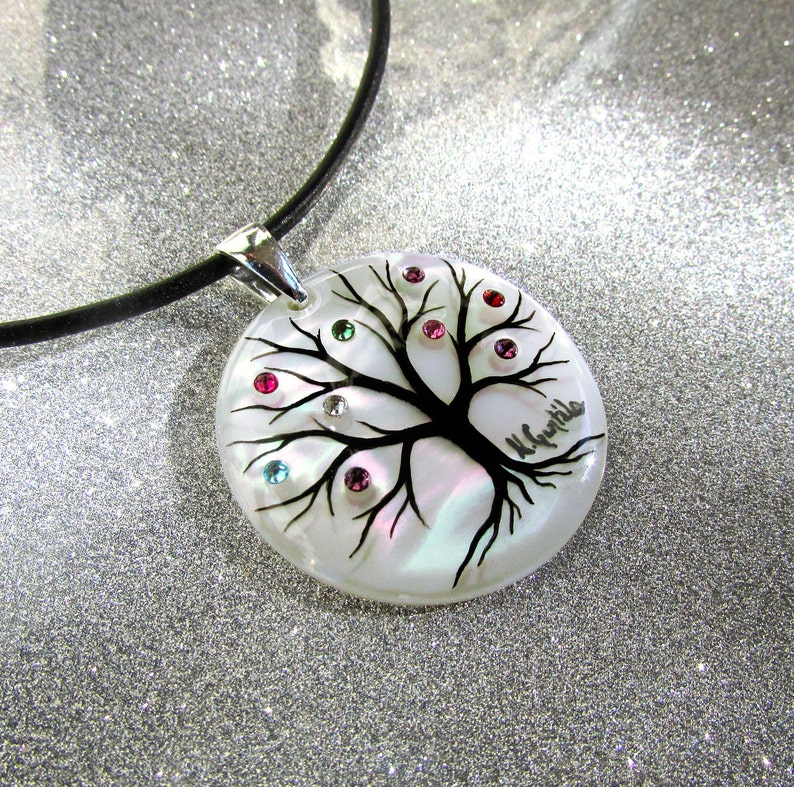 Family Tree Necklace Round Classic 12 stone maximum image 2