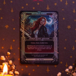 Bryce Quinlan, Starborn - Carta collezionabile dei Tarocchi originale compatibile con MTG - XVII The Star Arcana - Rainbow Foil