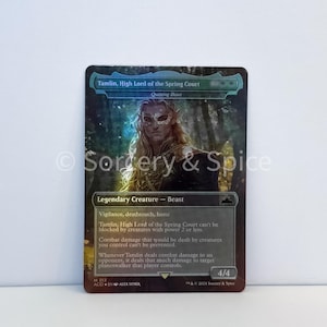 ACOTAR Series MTG Proxy Sammelkarte - Tamlin, High Lord of the Spring Court (Questing Beast) - Regenbogenfolie