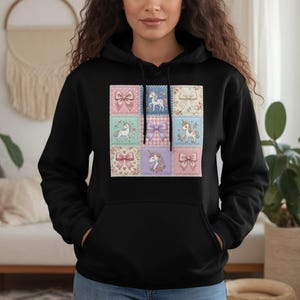 Süßer Pastell Einhorn Steppmuster Hoodie für Mädchen, ästhetische Kawaii Bögen & Blumen Patchwork Print Pullover, zierliches Einhorn Liebhaber Geschenk