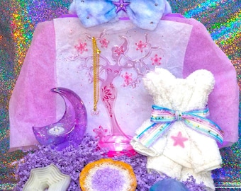 Hand Crafted Moon & Stars Gift Box, Celestial Gifts For Kids, Custom Glow In Dark Gift, Christmas Gift For Girls, Unique Girl Birthday Gifts