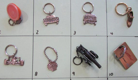 US VINTAGE KEY-CHAINS／まとめ売り Lot of 11, Vintage Key chains Souvenir City Countries States