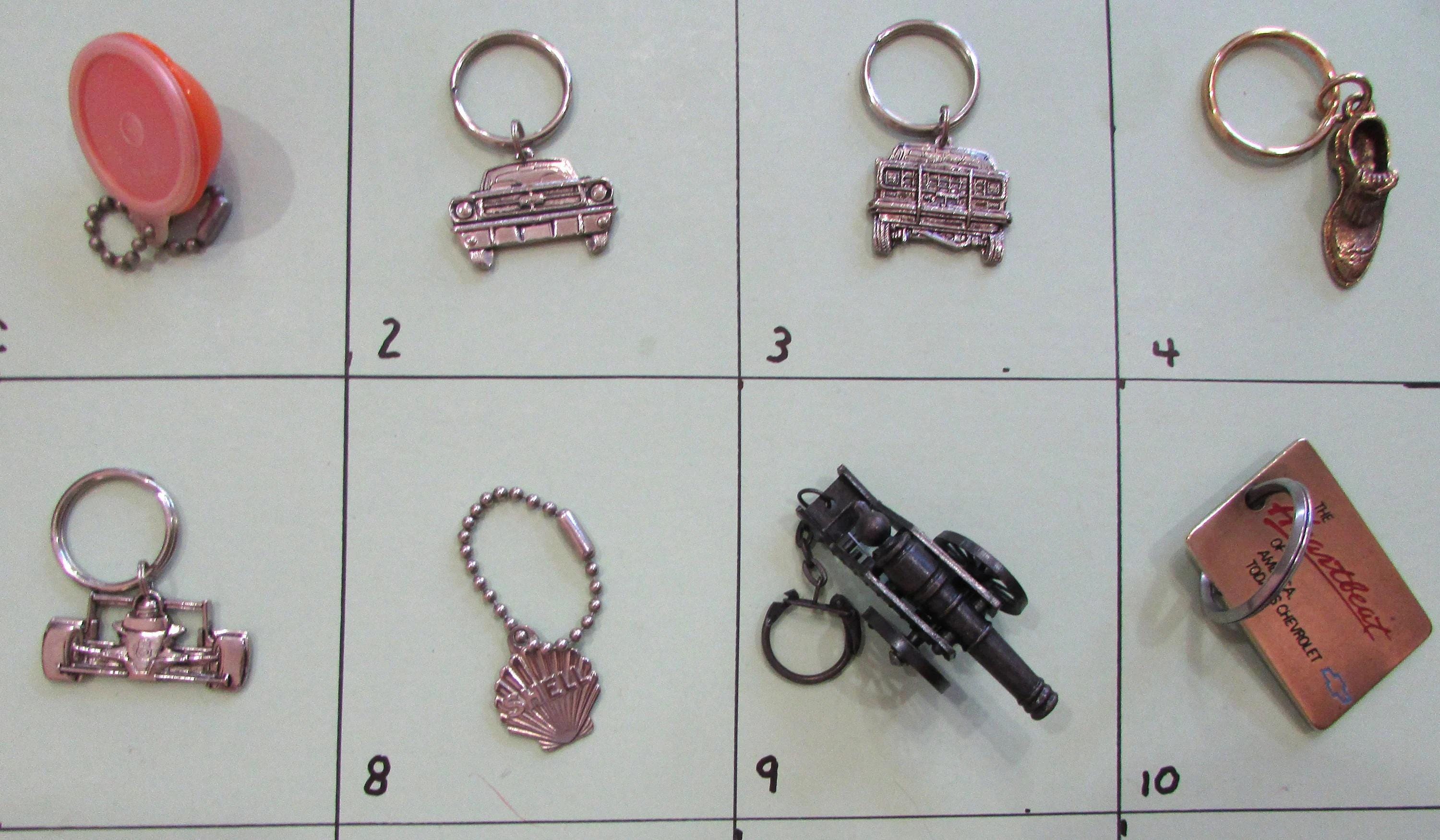 アンティーク雑貨 USA VINTAGE KEY-CHAINS アンティーク雑貨 USA VINTAGE KEY-CHAINS Lot of 11, Vintage