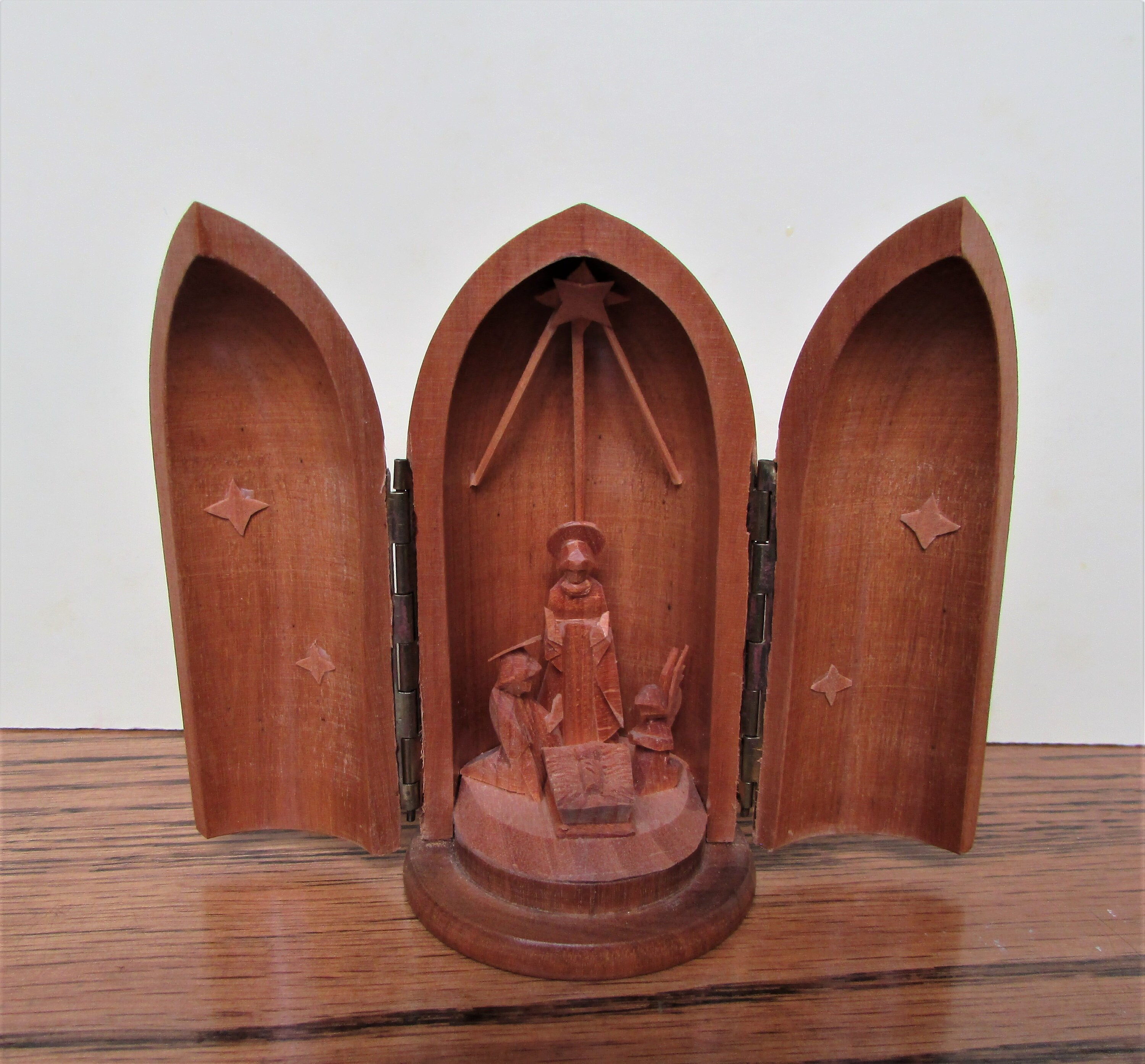アンティークの手彫りの木製アンリ像（キリスト降誕シーン） - Etsy 日本