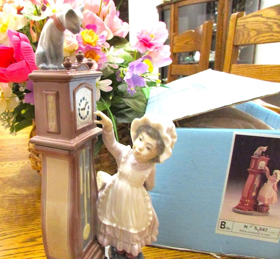 【希少品】LLADRO おやすみ前のご本 Bedtime Story 【297】 Lladro Bedtime Figurine #5347 – Girl With Clock, Original Box - Etsy