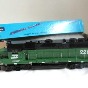 Locomotiva vintage Athearn HO 50, motor Burlington Northern nº 2264