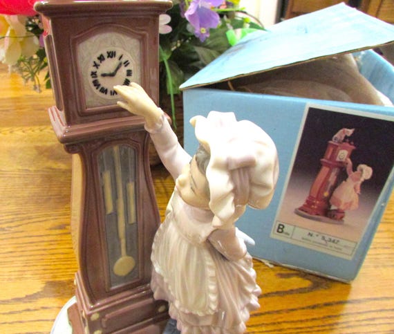 Lladro Bedtime Figurine #5347 – Girl With Clock, Original Box - Etsy