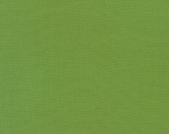 GRASS GREEN Color Kona Cotton Solid Fabric ~  Robert Kaufman Kona Collection ~ 100% Quilting Cotton Fabric