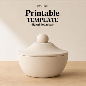 Könnte beinhalten: Eine beige Keramikschale mit passendem Deckel und kugelförmigem Griff. Der Text darüber lautet ceramixis Printable TEMPLATE digital download. Die Schale hat eine glatte, matte Oberfläche und einen abgerundeten Boden, als digitale Datei zum Drucken.