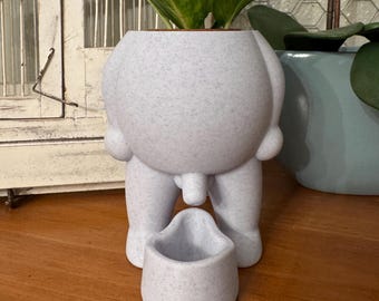Funny Peeing Man Planter: 3D Printed Gag Gift, Pee Planter, Funny Planter, Fun Gift