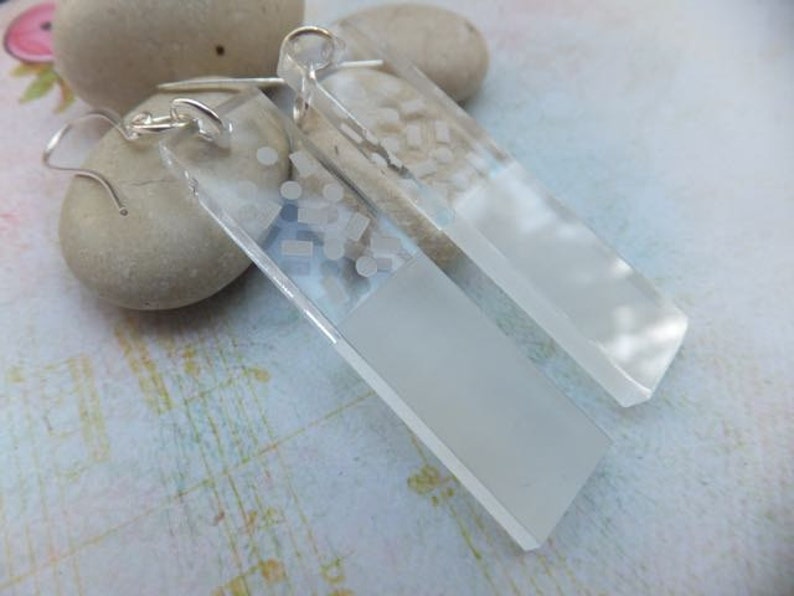 Perspex and Silver Drops etched perspex rectangle pendants image 2