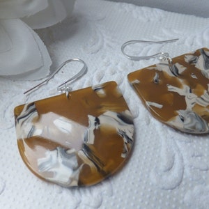 Toffee Tortoiseshell Acetate on Silver Plated  Nickel Free French Hooks or Kidney Hooks