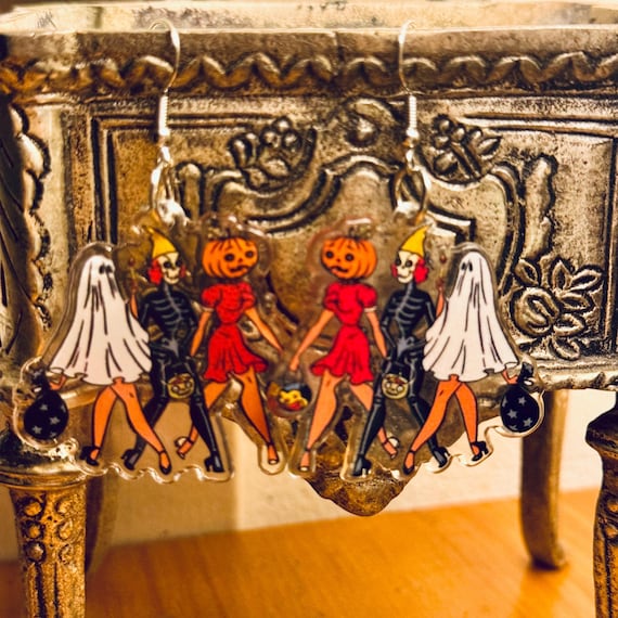 Spooky Gals Bauble Earring