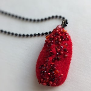 Felted beaded necklace, pebble pendant, bead embroidery, hand stitched, unique jewelry, Red pebble image 4