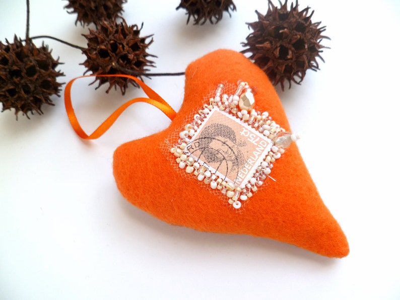 Orange heart, felt ornament, home decor, felt heart, bead embroidery, textile art, one of a kind, unique, decorative, Queen Beatrix image 2