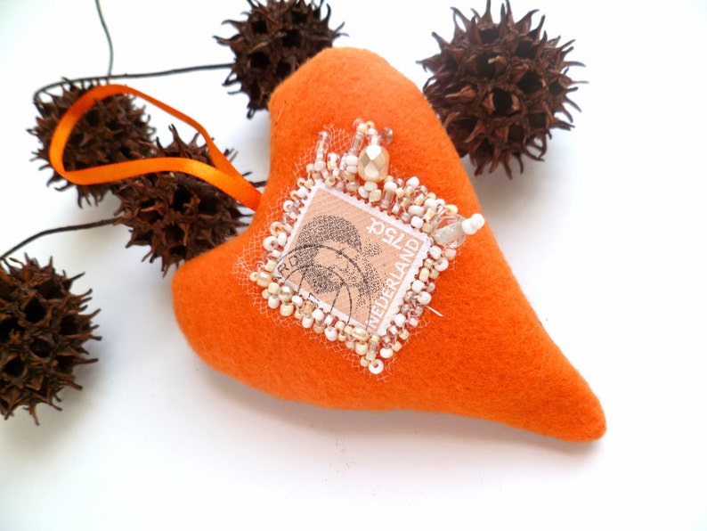 Orange heart, felt ornament, home decor, felt heart, bead embroidery, textile art, one of a kind, unique, decorative, Queen Beatrix image 5