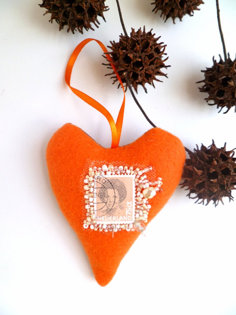 Orange heart, felt ornament, home decor, felt heart, bead embroidery, textile art, one of a kind, unique, decorative, Queen Beatrix image 4