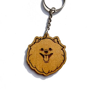 Pomeranian Keychain Wooden Charm Dog Mom Gift Laser Engraved Animal Art Cute Comic Pom Puppy