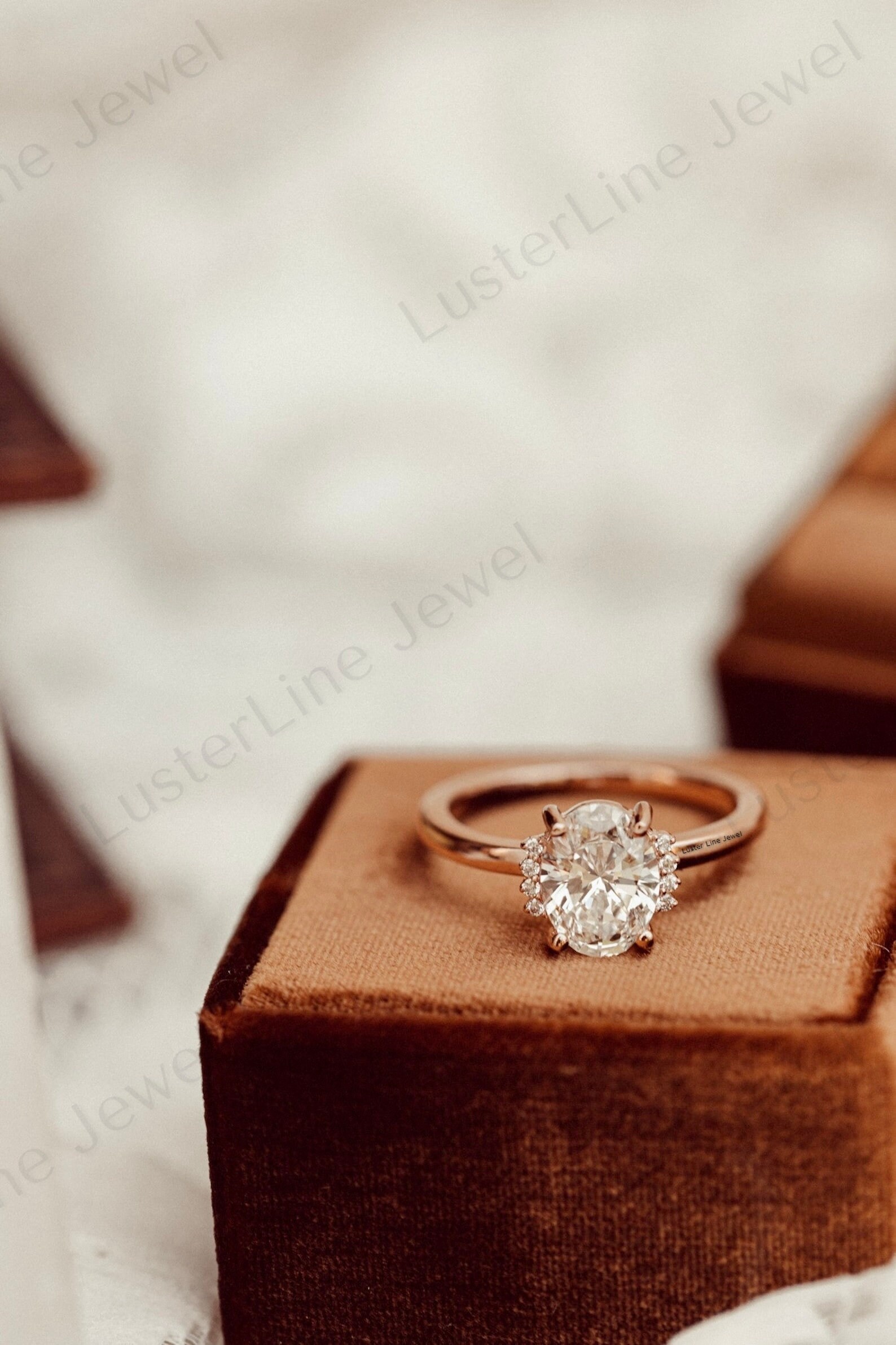 Oval Cut Moissanite Engagement Ring Set, 14K Solid Gold Wedding Ring ...