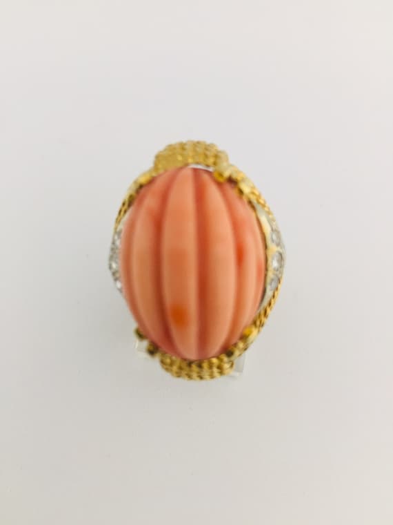 18kt. Yellow Gold Diamond Fluted Coral Ring