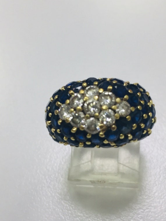 18kt Gold Diamond Saphire Bombe ring - image 1